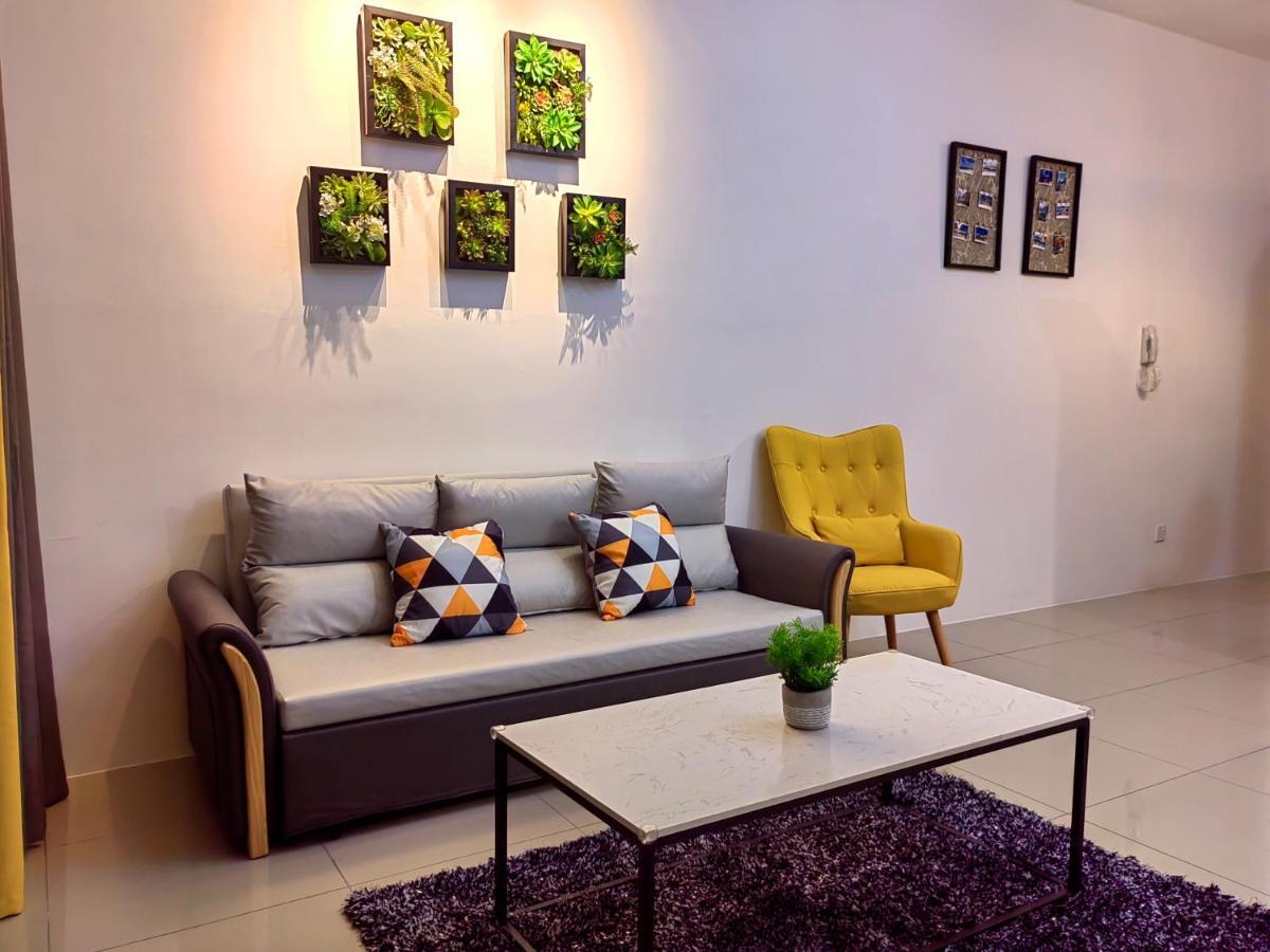 8Scape Residences Batman Vs Ironman@Lsy Home & Leisure Джохор-Бару Екстер'єр фото