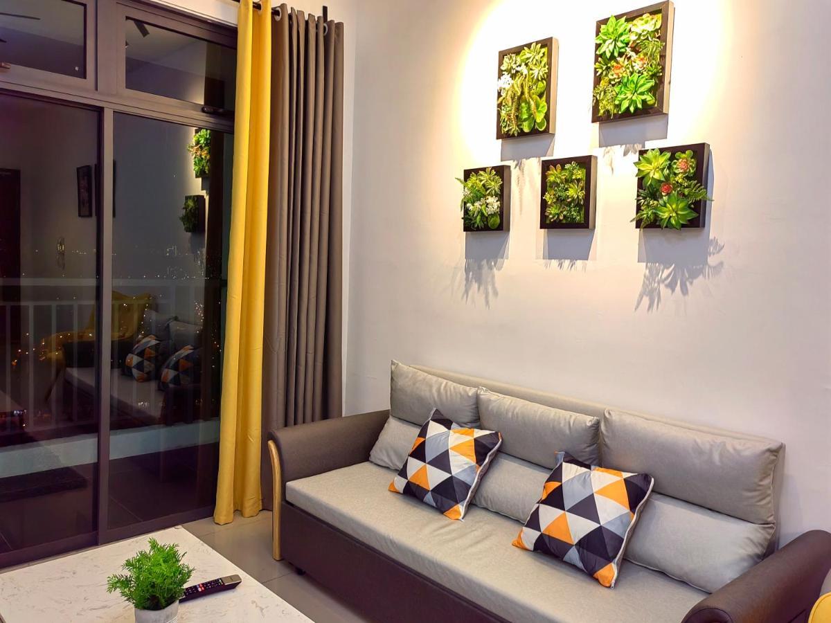 8Scape Residences Batman Vs Ironman@Lsy Home & Leisure Джохор-Бару Екстер'єр фото